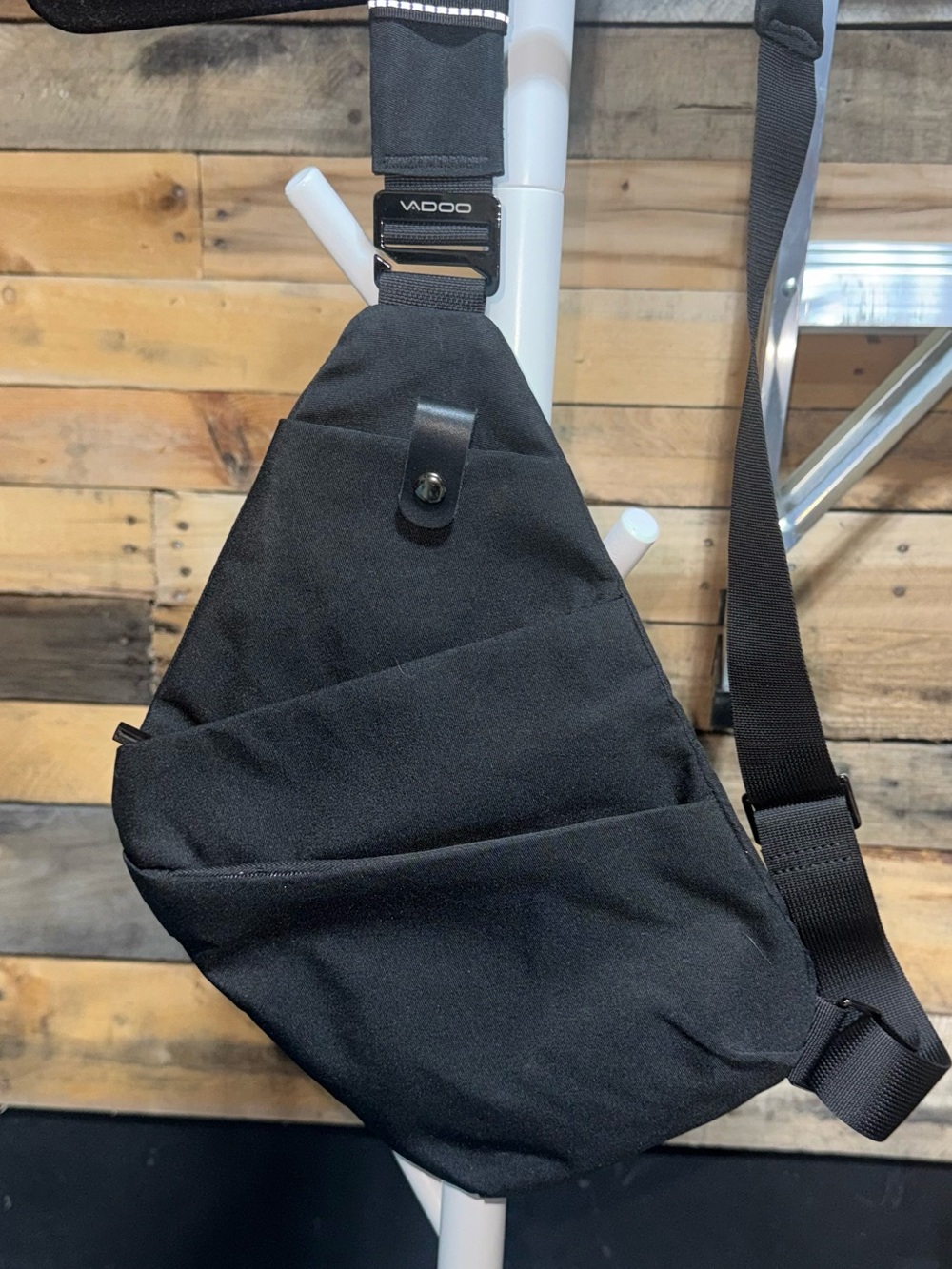 Source Unknown Black Canvas Crossbody Sling Bag with Front Pocket